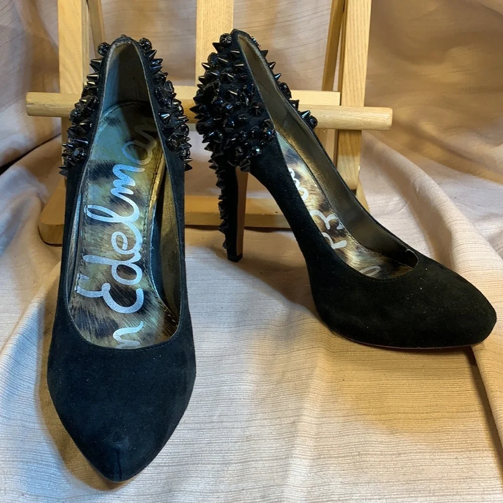 Sam Edelman almost NEW leather studded heels